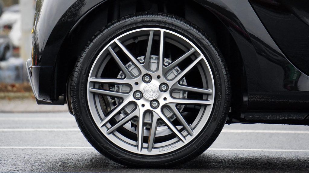 Wheel, rueda, presión neumáticos