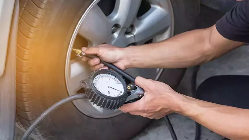 Que revisar en el coche antes de salir de viaje