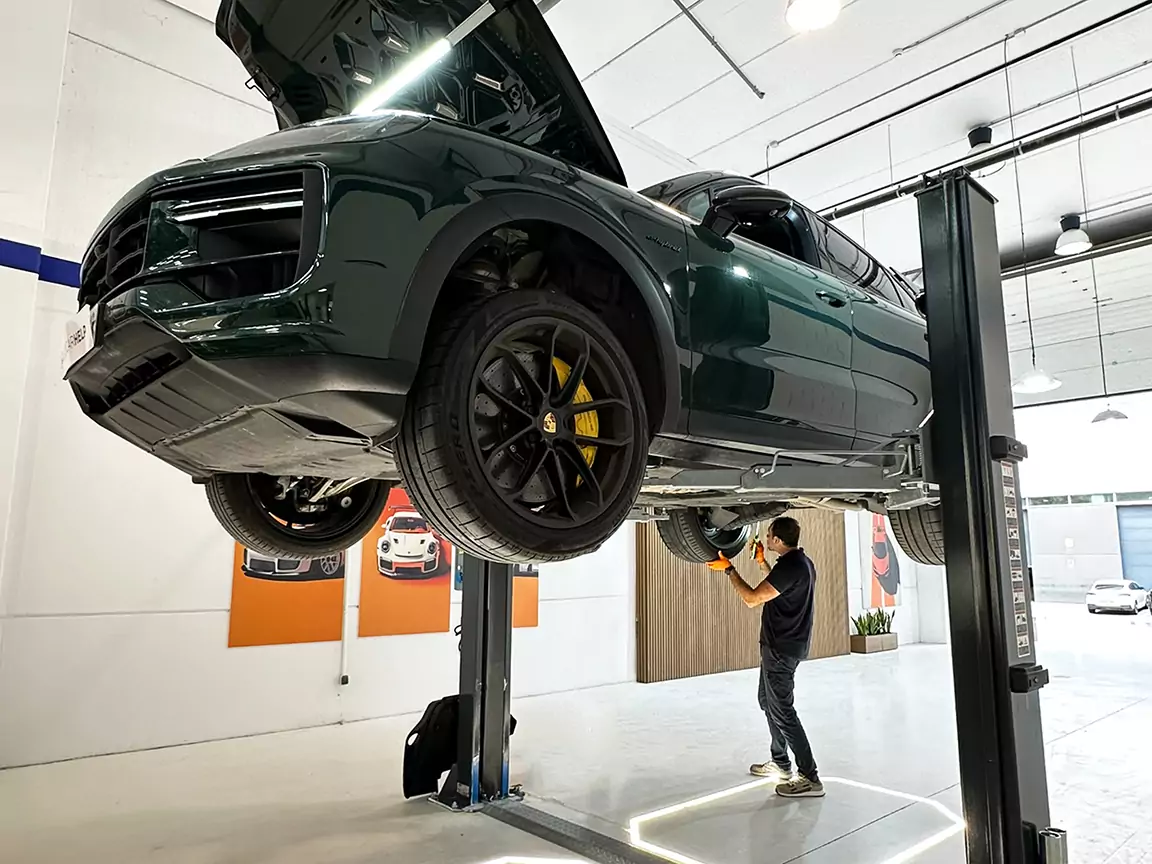 HelpPoint-Needcarhelp-Revision-coches-img-003B