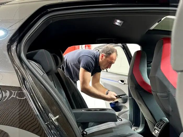 Revision Help Point Barcelona 20 HelpPoint-Needcarhelp-Revision-coches-img-009B