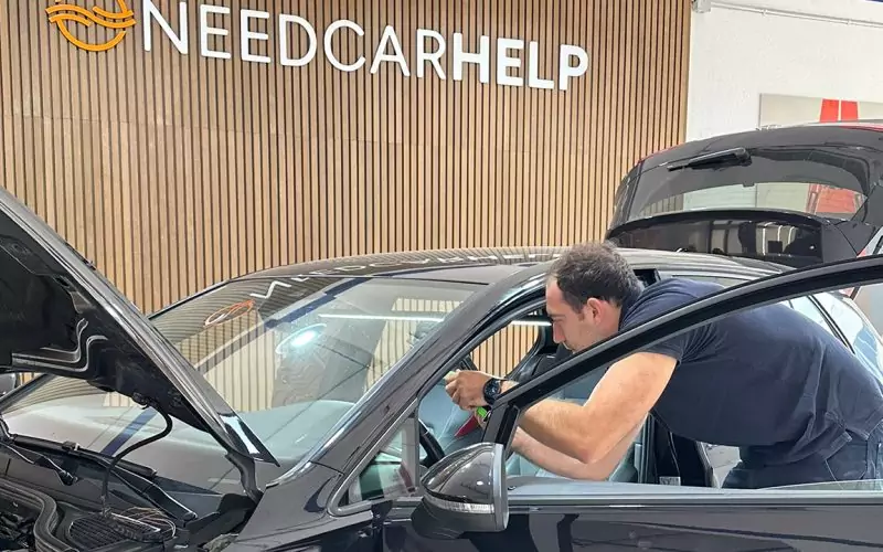 HelpPoint-Needcarhelp-Revision-coches-img-004B