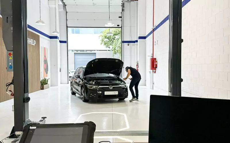 HelpPoint-Needcarhelp-Revision-coches-img-010B